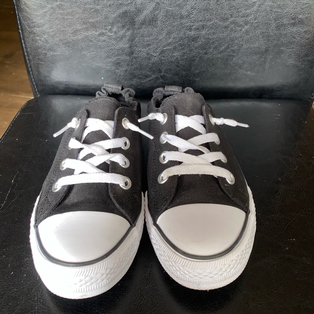 Falls Creek sneakers, black size 8